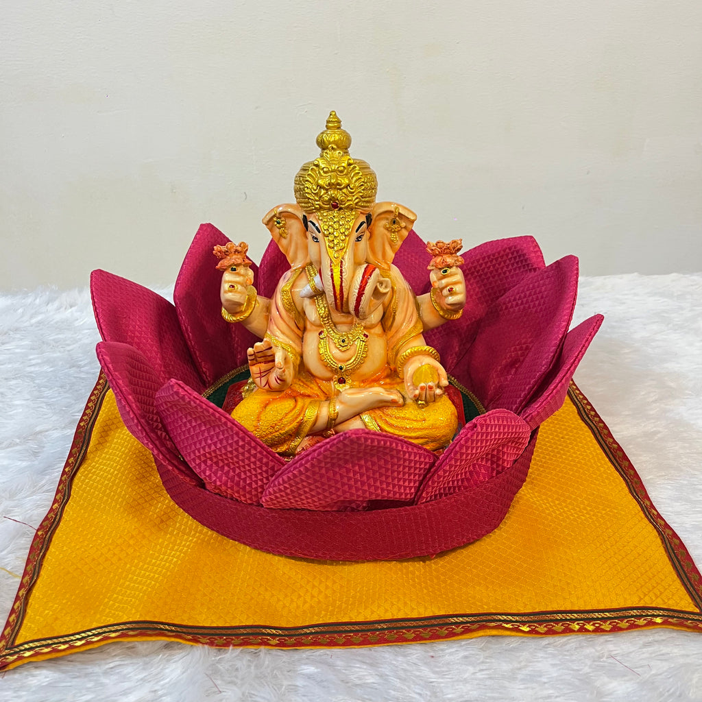 Kamal Asan: 12 inch circle