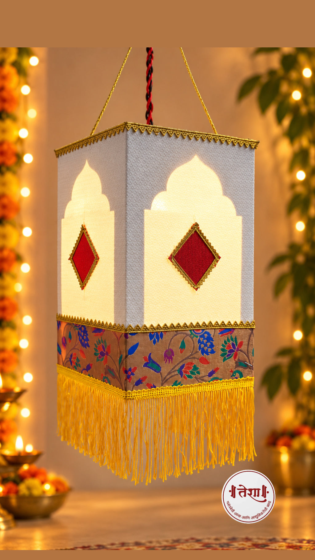 Eco friendly white Khan Paithani Foldable Akashkandil