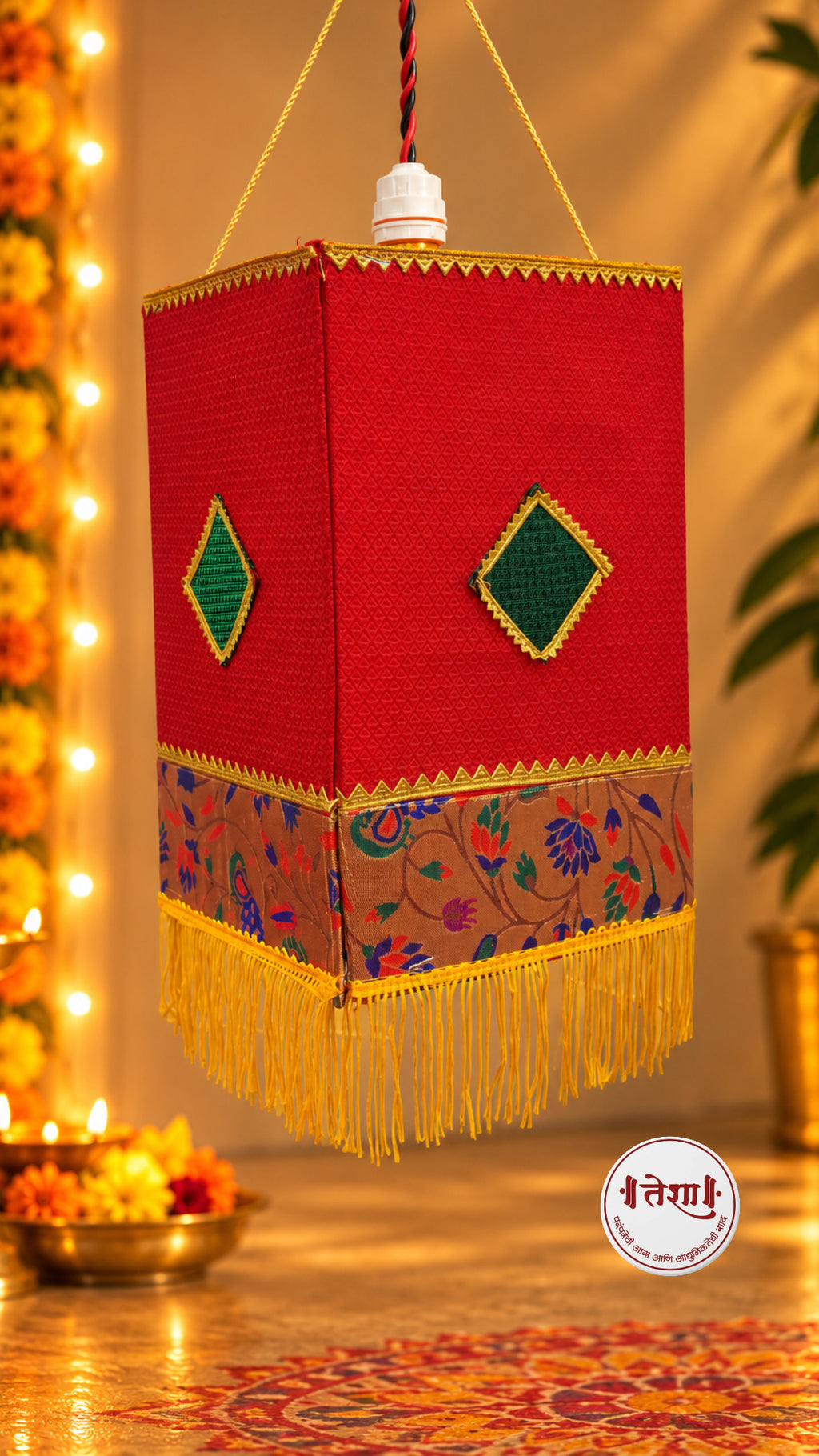Eco friendly Red Khan Paithani Foldable Akashkandil